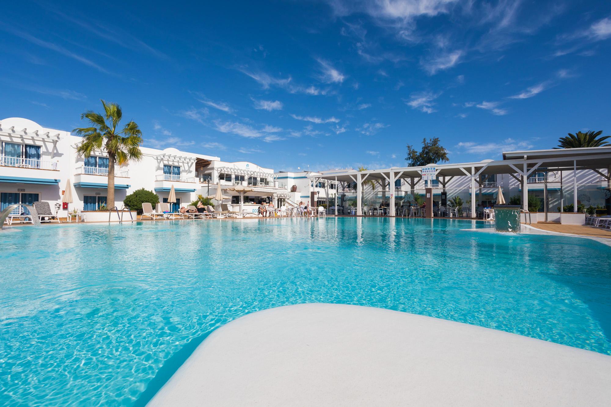 อารีนา บีช Aparthotel คอร์ราเลโฮ ภายนอก รูปภาพ